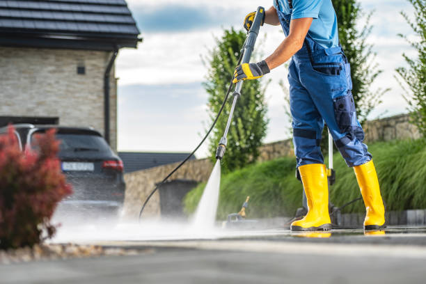 Professional Pressure Washing Services in Frontenac, MO